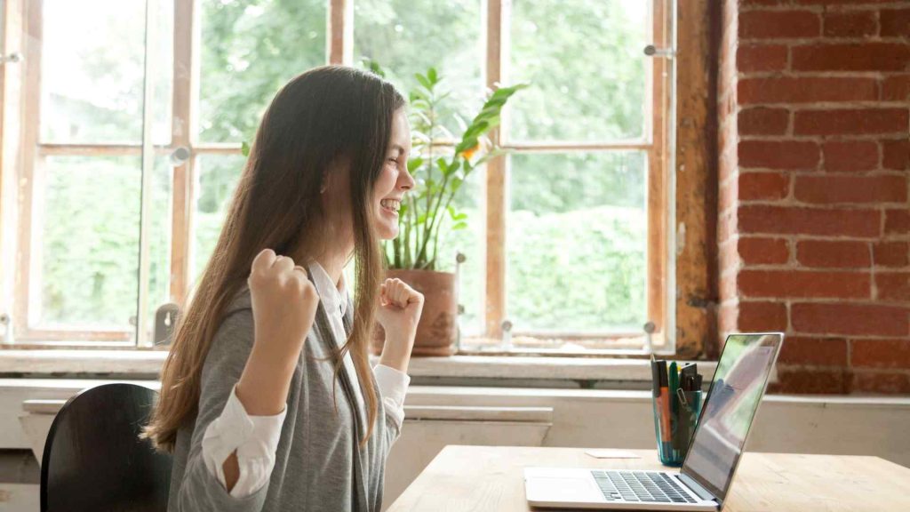 How to Balance Your Job and Recovery Journey