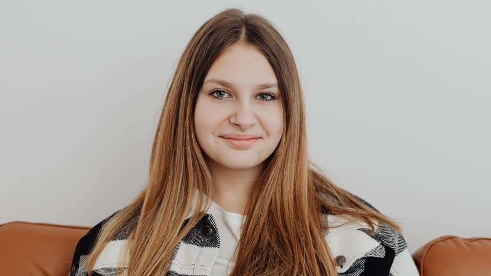 is IOP inpatient or outpatient? It lets you live away from the facility, so its outpatient