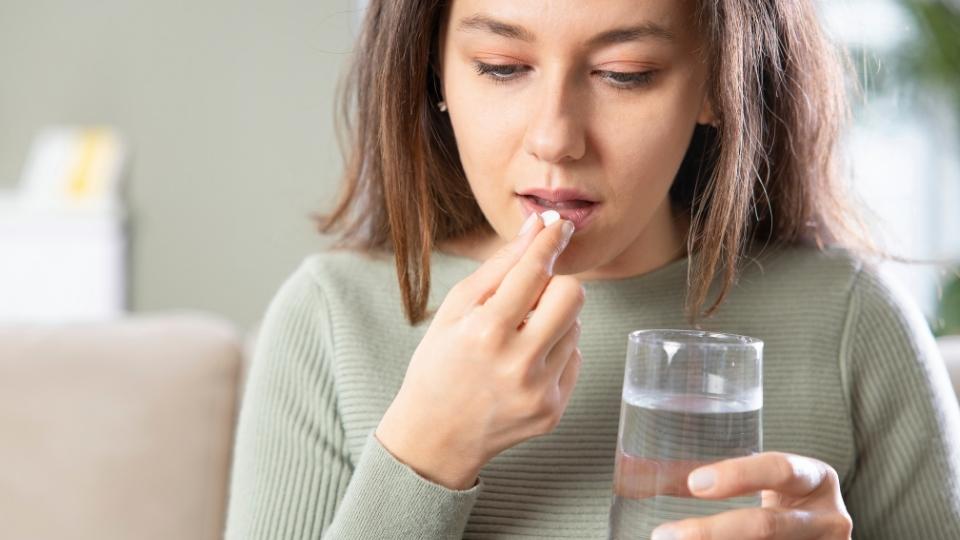 Is xanax an opioid No, in fact it is classified as a benzodiazepine.