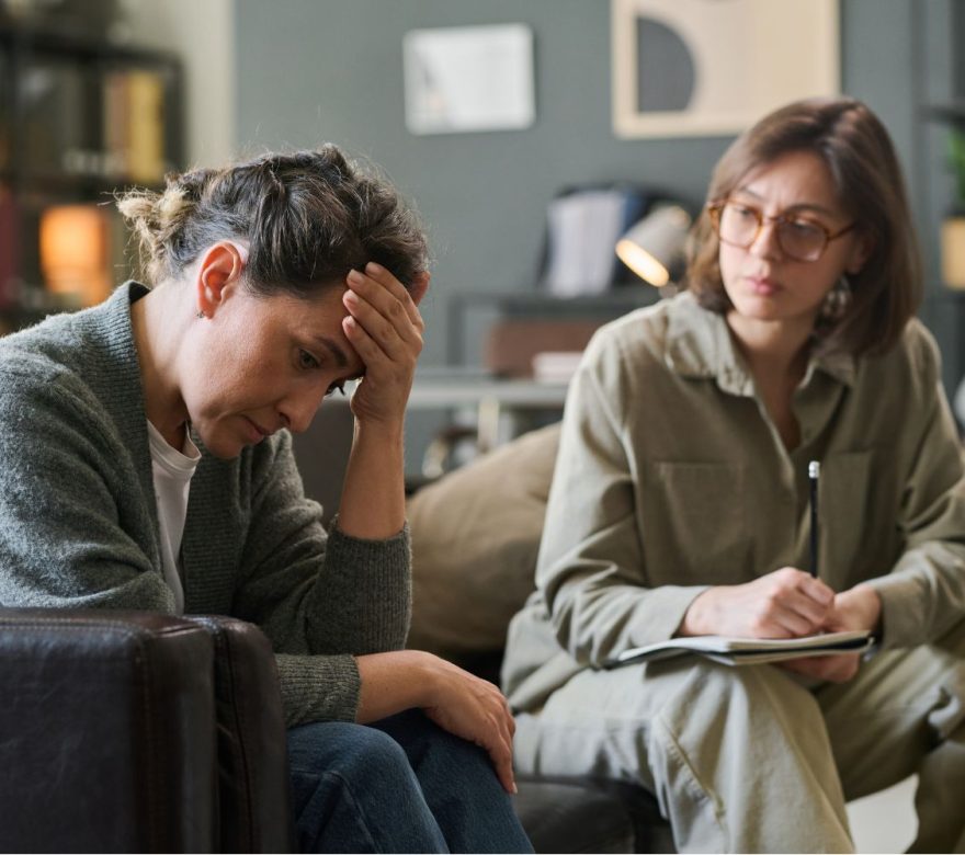 symptoms of hallucinogen dependence